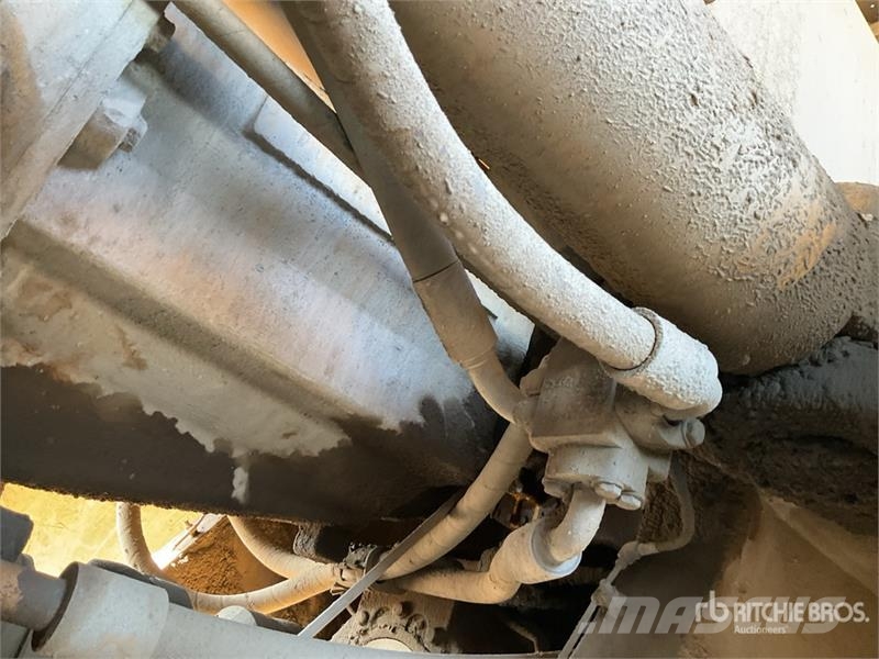 CAT 990 Series II Utovarivači na kotačima