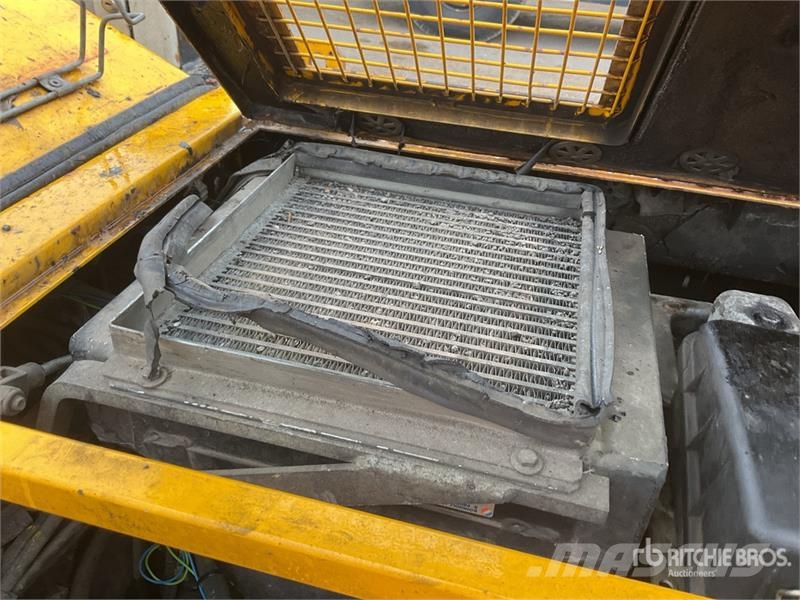 CAT BB621C Track Asphalt Paver Επίστρωση ασφάλτου