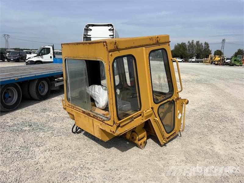 CAT Cab Kabine i unutrašnjost