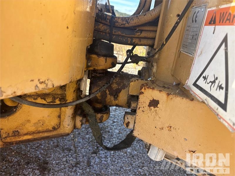 CAT CB224C Combination Roller Kombinált hengerek