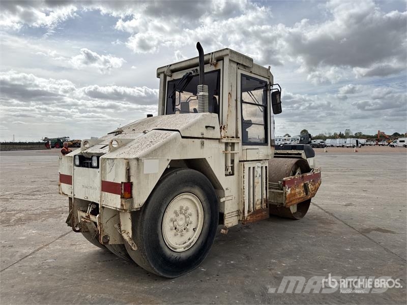 CAT CB535B Compacteur Vibrant Combination Roller Kombivältar