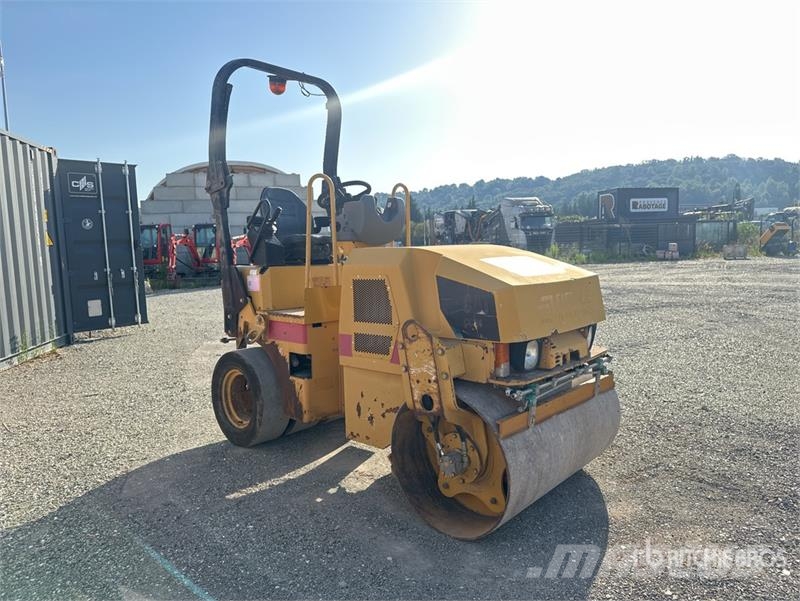 CAT CC24 Compacteur Monocylindre Smooth Drum Compactor Single drum rollers