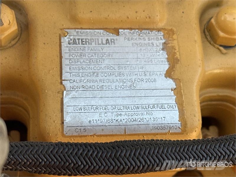 CAT CC24 Compacteur Monocylindre Smooth Drum Compactor Single drum rollers
