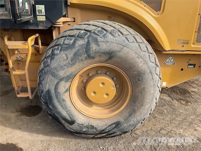 CAT CS78B Smooth Drum Compactor Enkelt tromle