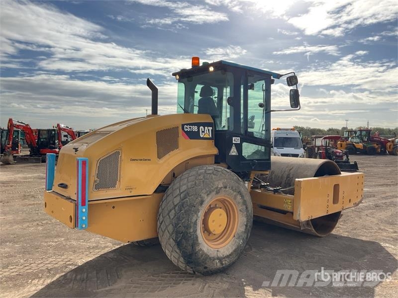 CAT CS78B Smooth Drum Compactor Enkelt tromle