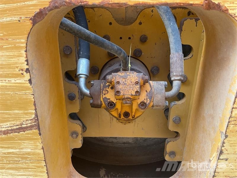 CAT CS78b Smooth Drum Compactor Single drum rollers