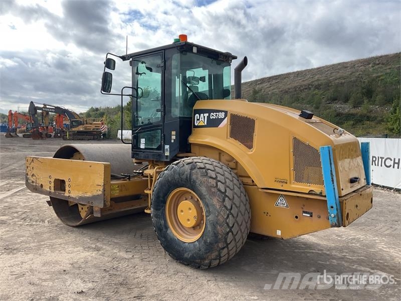 CAT CS78B Smooth Drum Compactor Enkelt tromle