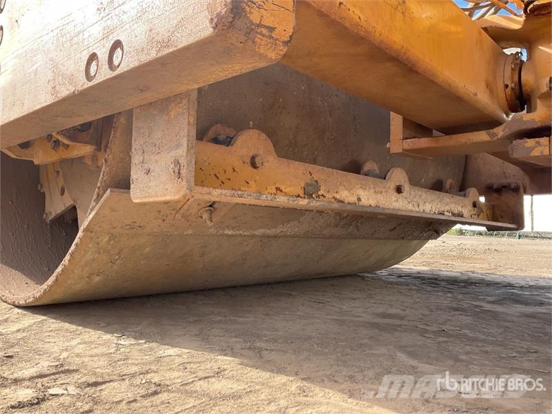 CAT CS78B Smooth Drum Compactor Enkelt tromle