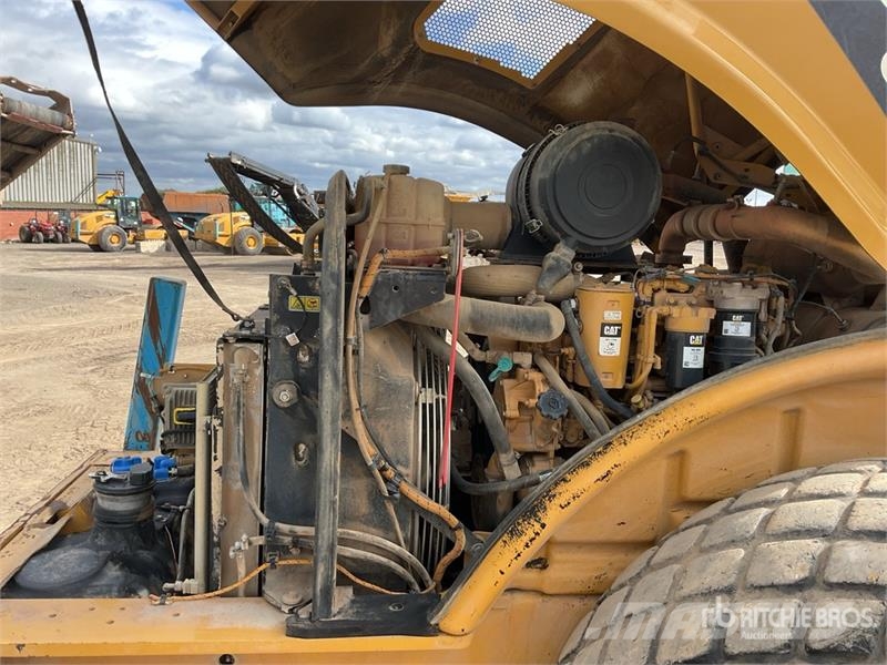 CAT CS78B Smooth Drum Compactor Enkelt tromle