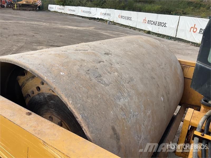 CAT CS78b Smooth Drum Compactor Single drum rollers