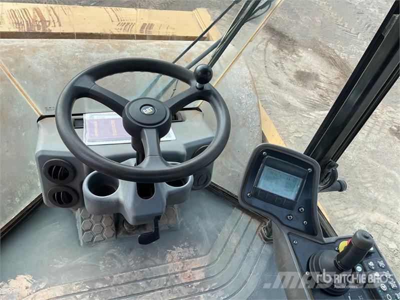CAT CS78B Smooth Drum Compactor Enkelt tromle