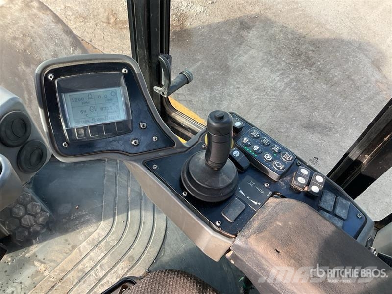 CAT CS78B Smooth Drum Compactor Single drum rollers
