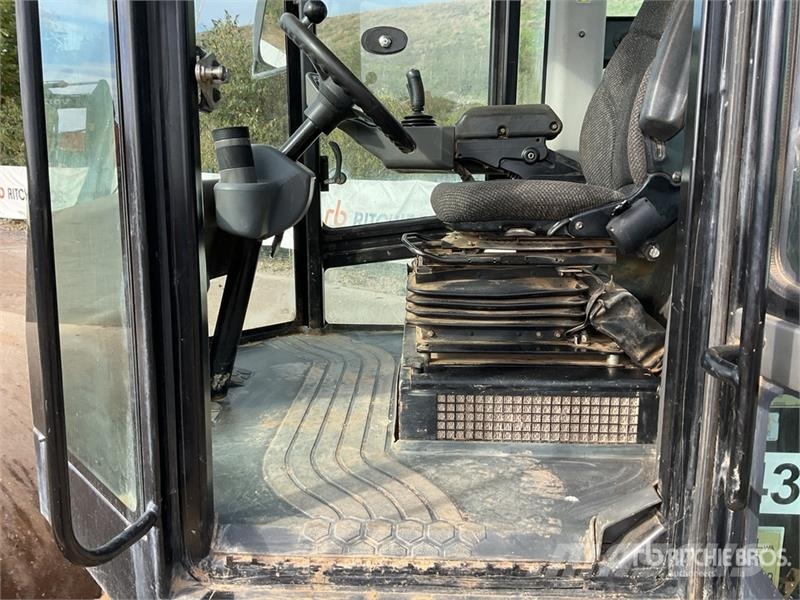 CAT CS78B Smooth Drum Compactor Enkelt tromle