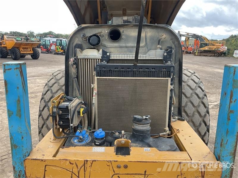 CAT CS78b Smooth Drum Compactor Single drum rollers