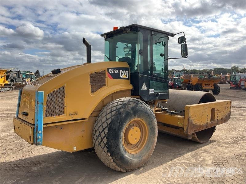 CAT CS78B Smooth Drum Compactor Enkelt tromle