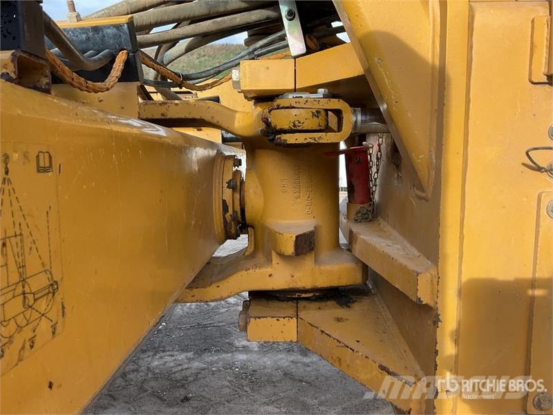 CAT CS78B Smooth Drum Compactor Single drum rollers