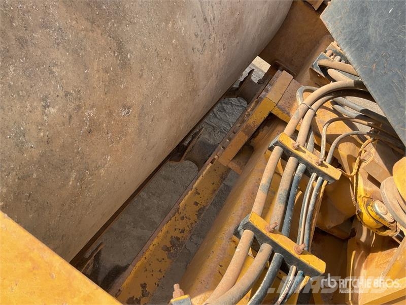 CAT CS78B Smooth Drum Compactor Enkelt tromle