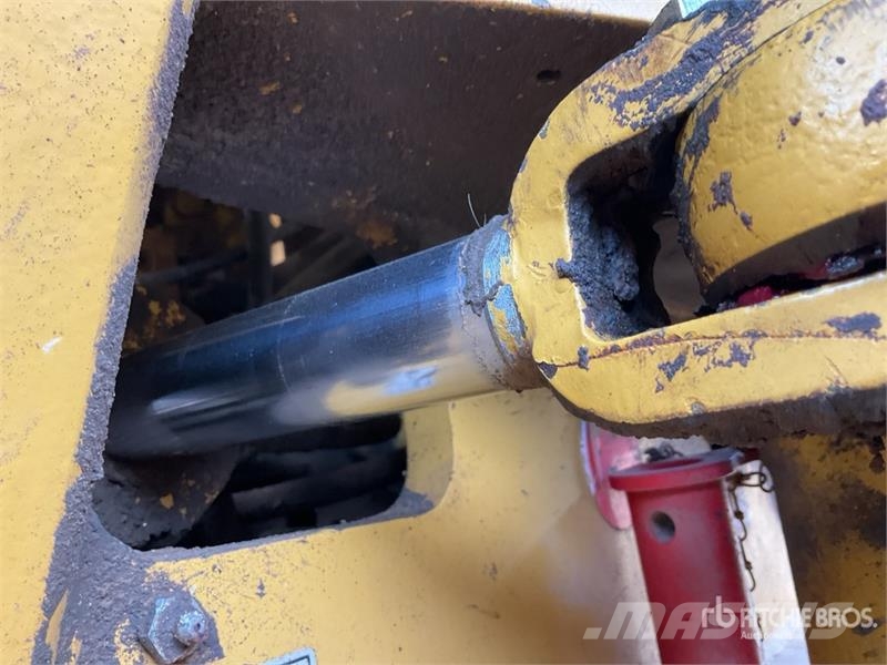 CAT CS78B Smooth Drum Compactor Enkelt tromle