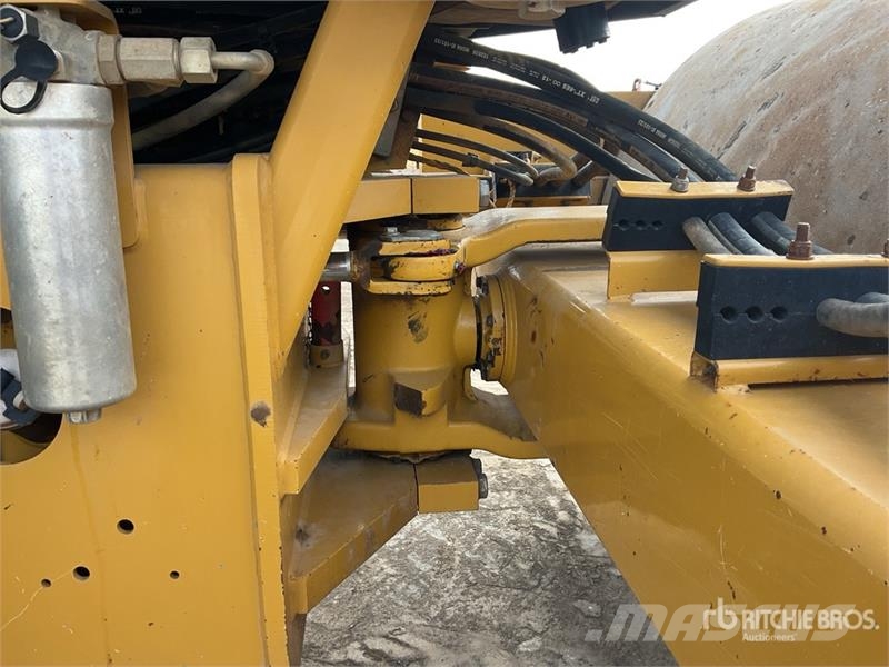 CAT CS78B Smooth Drum Compactor Enkelt tromle