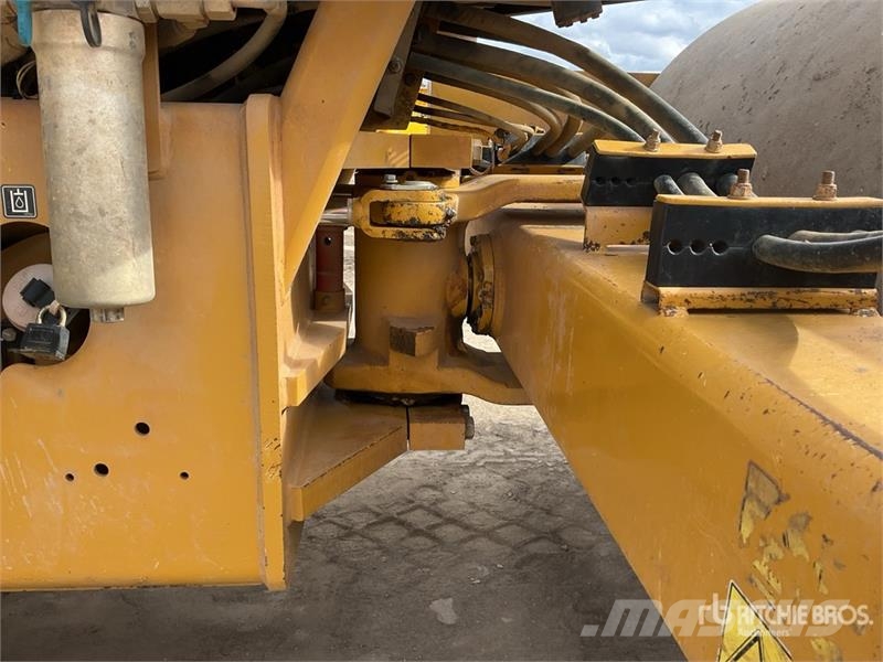 CAT CS78B Smooth Drum Compactor Enkelt tromle