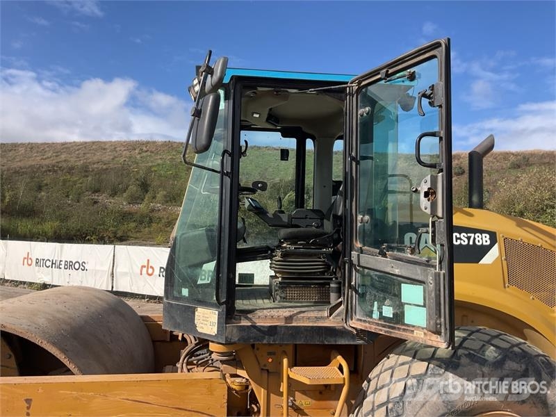 CAT CS78B Smooth Drum Compactor Enkelt tromle