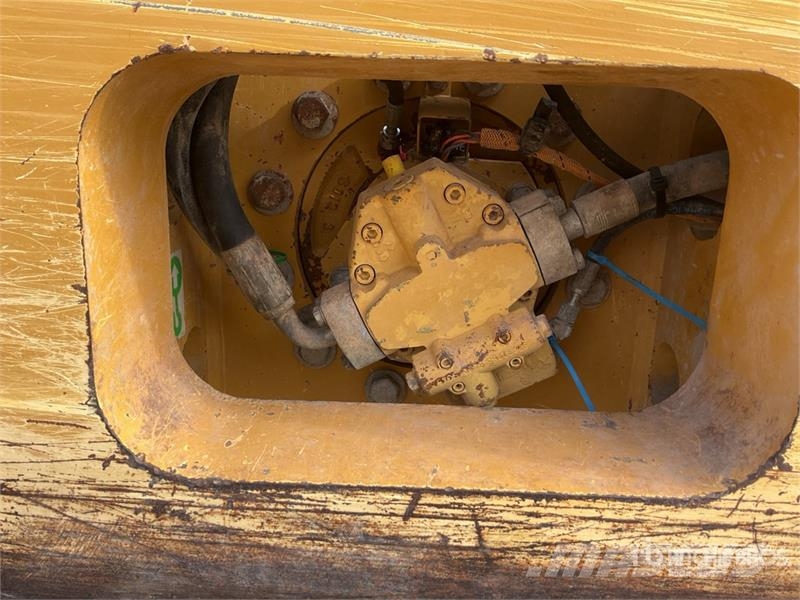 CAT CS78b Smooth Drum Compactor Single drum rollers
