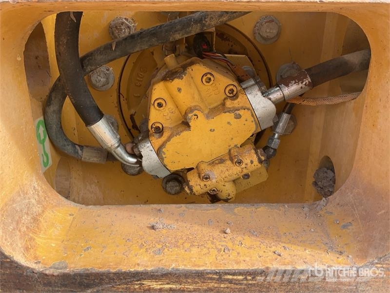 CAT CS78B Smooth Drum Compactor Enkelt tromle