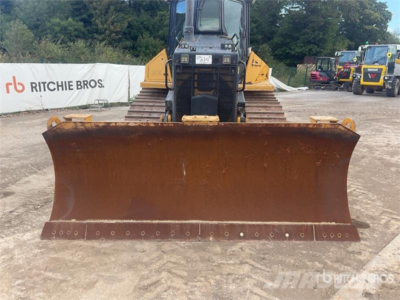 CAT D5 Buldožerji goseničarji