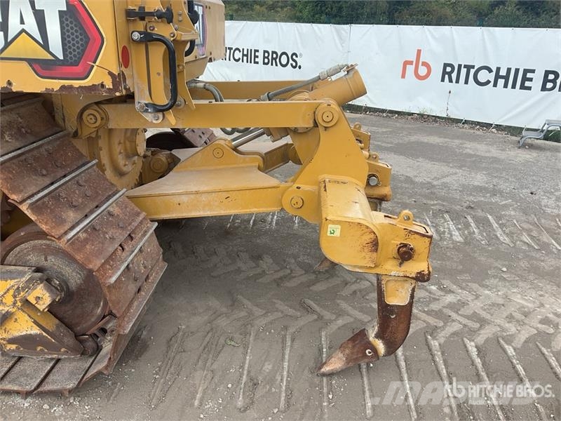 CAT D5 Buldožerji goseničarji