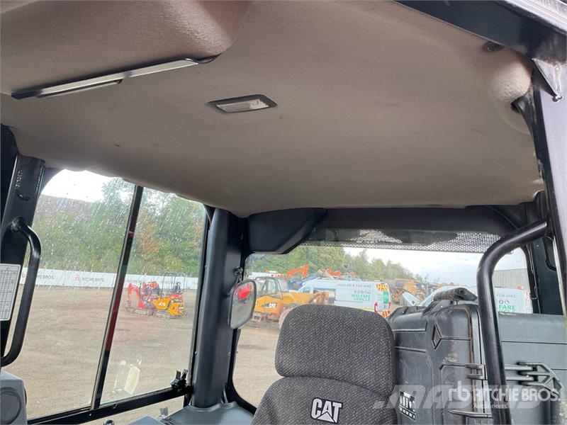CAT D5K2 LGP Kāpurķēžu buldozeri