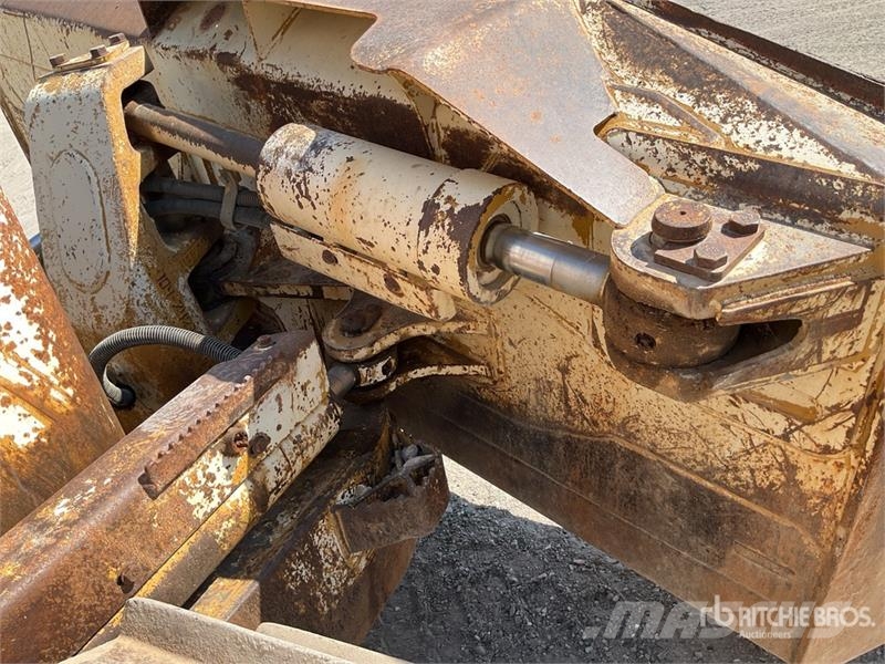 CAT D6N XL Bouteurs sur chenilles