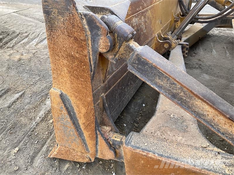 CAT D6R LGP Series III Crawler dozers