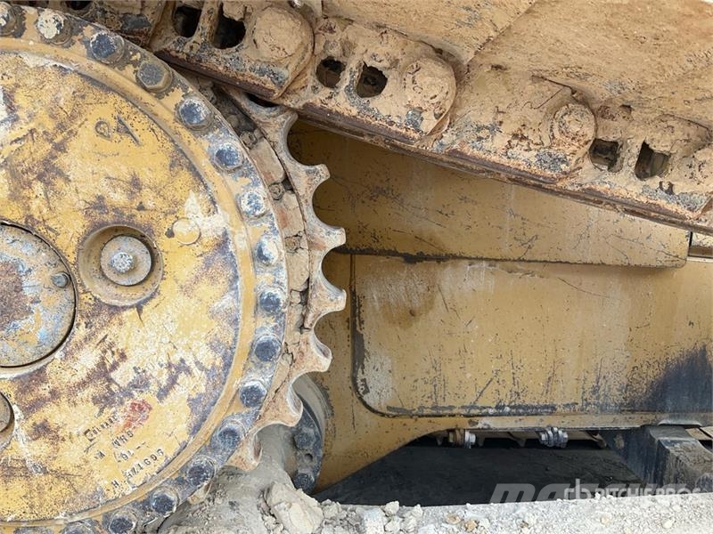 CAT D6R LGP Series III Crawler dozers