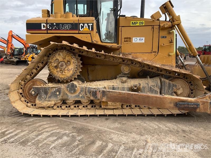 CAT D6R LGP Series III Crawler dozers