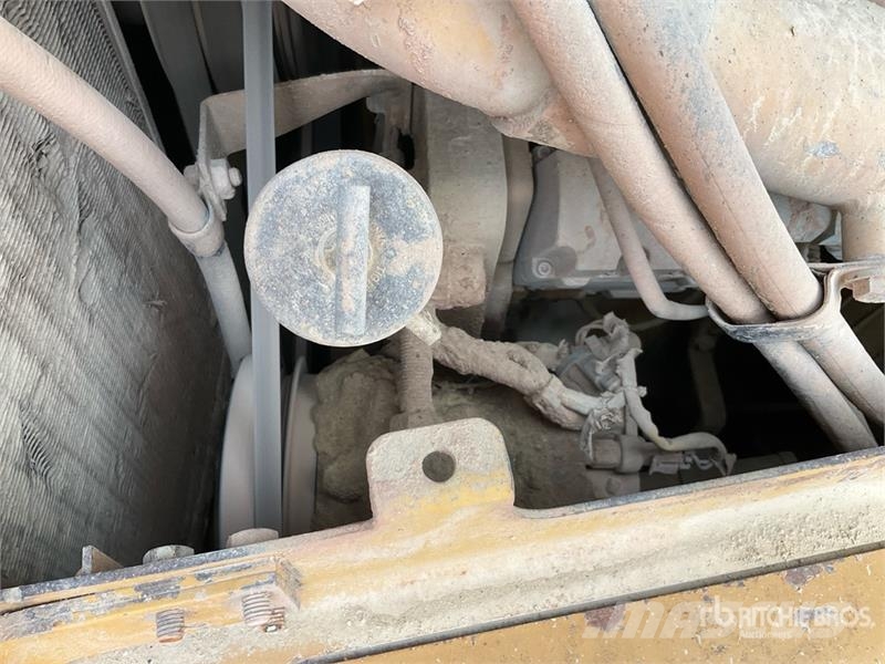 CAT D6R LGP Series III Crawler dozers