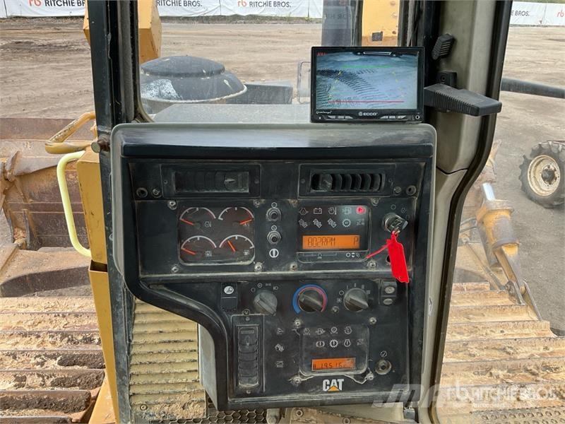 CAT D6R LGP Series III Crawler dozers