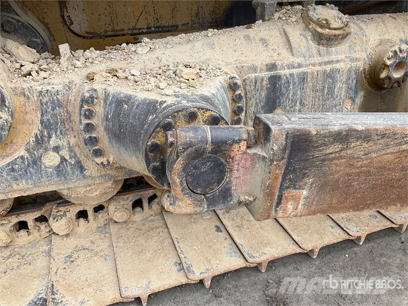 CAT D6R LGP Series III Crawler dozers