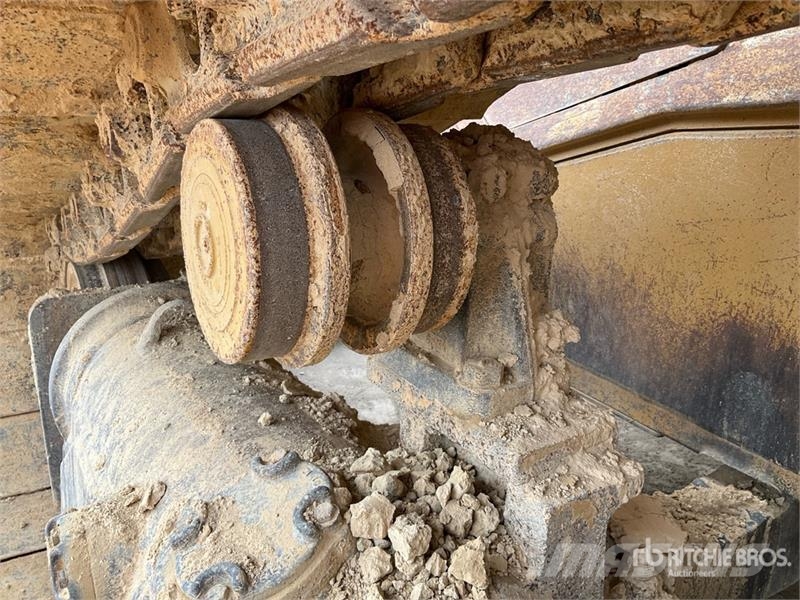 CAT D6R LGP Series III Crawler dozers