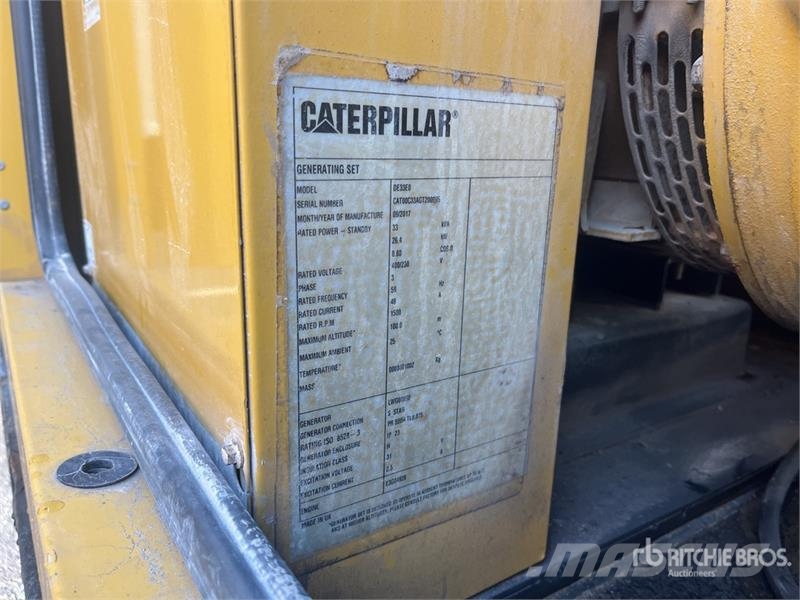 CAT DE33EO 33 kVA Skid-Mounted Generator Set Generadores diesel