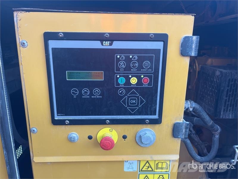 CAT DE33EO 33 kVA Skid-Mounted Generator Set Generadores diesel