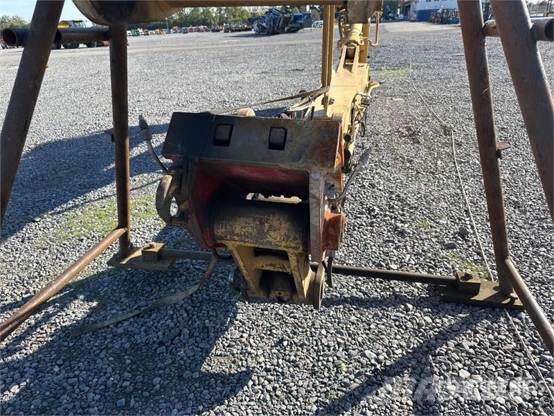 CAT Demolition Boom - Fits CAT 330DL أجزاء ومعدات رافعات
