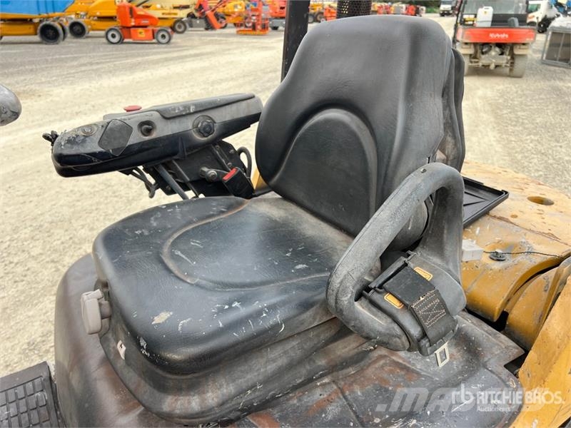 CAT DP20CN 2000 kg Forklift Forklift trucks - others