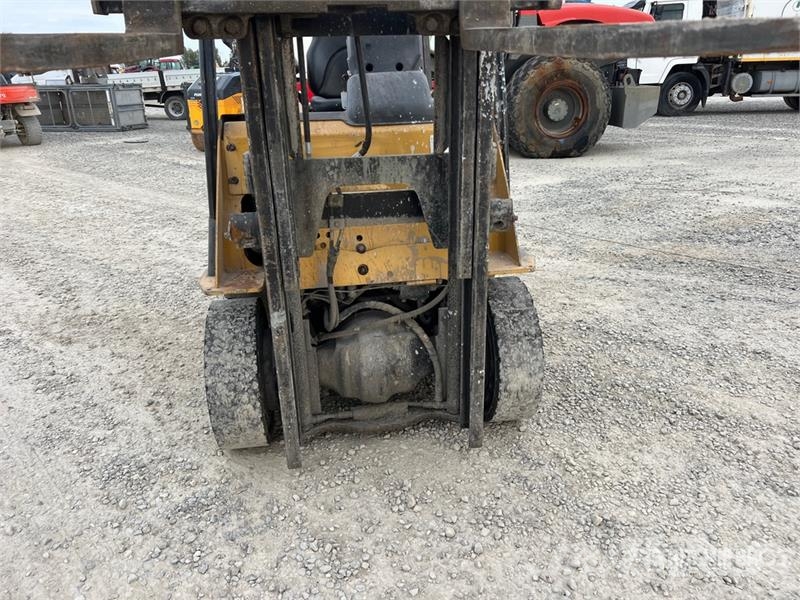 CAT DP20CN 2000 kg Forklift Forklift trucks - others
