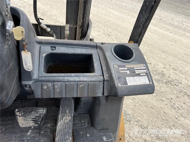 CAT DP20CN 2000 kg Forklift Forklift trucks - others