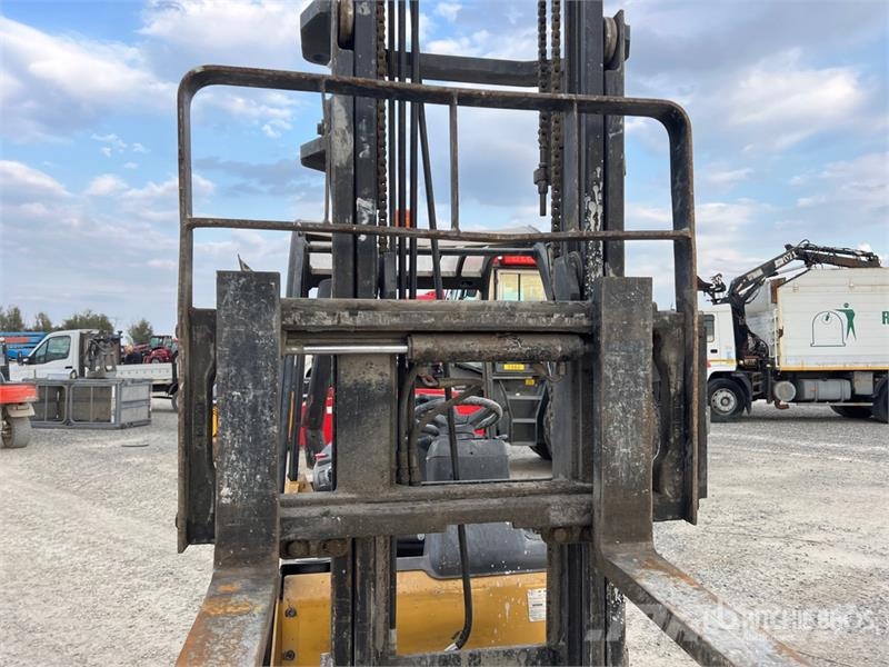 CAT DP20CN 2000 kg Forklift Forklift trucks - others