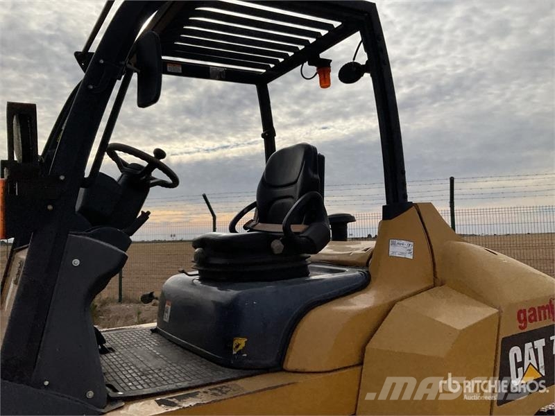 CAT DP70N1 Forklift Otras carretillas elevadoras