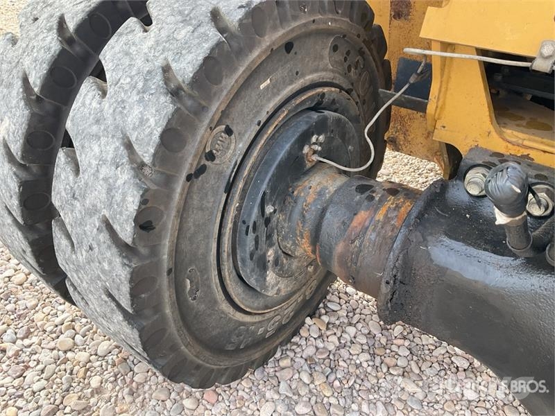 CAT DP70N1 Forklift Otras carretillas elevadoras