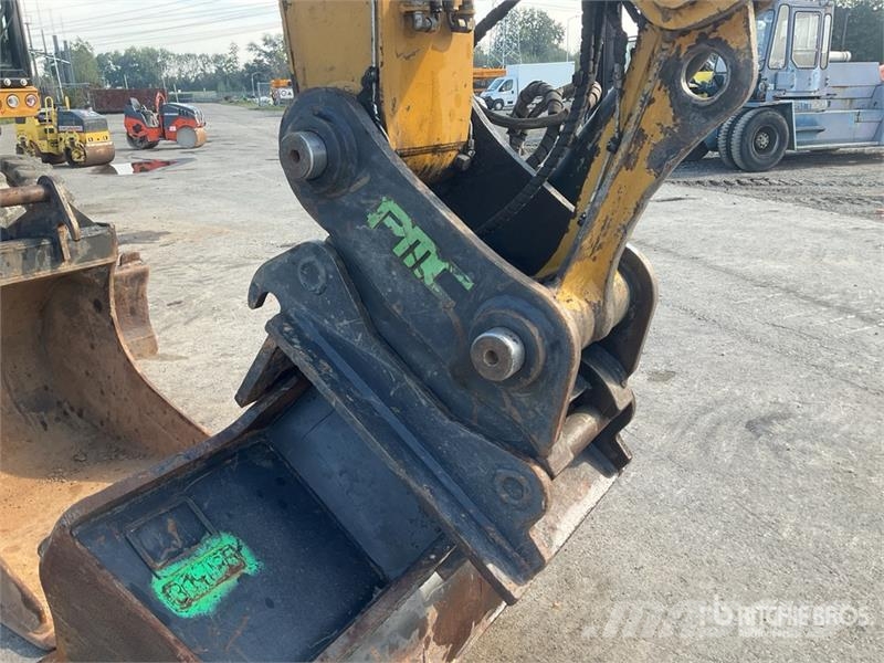 CAT M314F Wheel Excavator Pelle sur pneus
