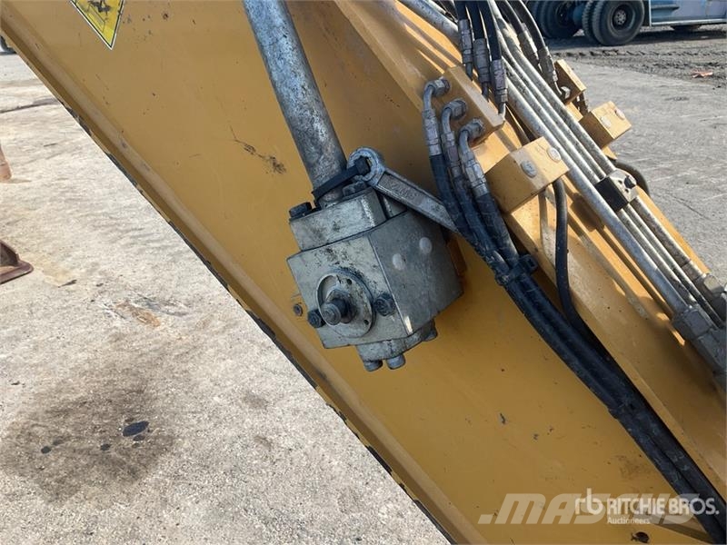 CAT M314F Wheel Excavator Pelle sur pneus