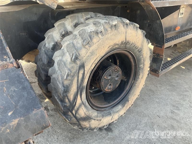 CAT M314F Wheel Excavator Pelle sur pneus